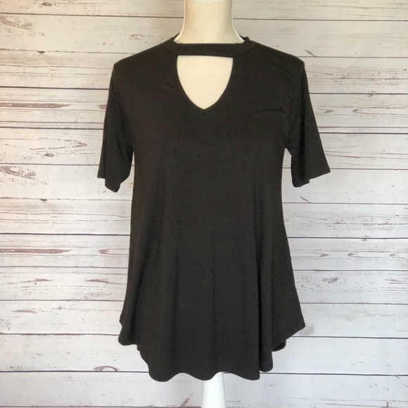 ELEGANT Black Choker Style Tunic for Summer - Picture 3 of 7